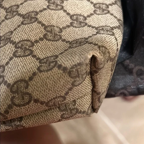Gucci Monogram Tote Bag with Brown Accents - Picture 4 of 9